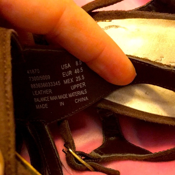 Apostrophe Brown Suede Wedges - Picture 13 of 15